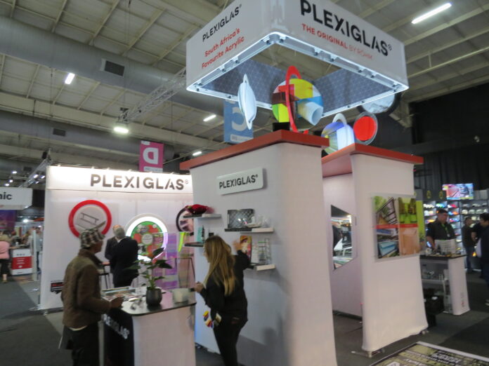 Acrylic Solutions Showcased At PLEXIGLAS® Stand During Graphics, Print And Sign Expo